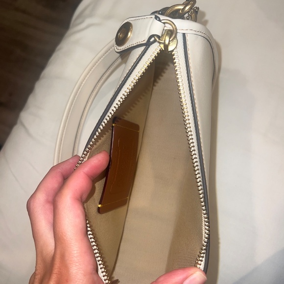 TWO Coach Swinger Bags Designer Crossbody (black and chalk) ** newly cleaned - Picture 11 of 13